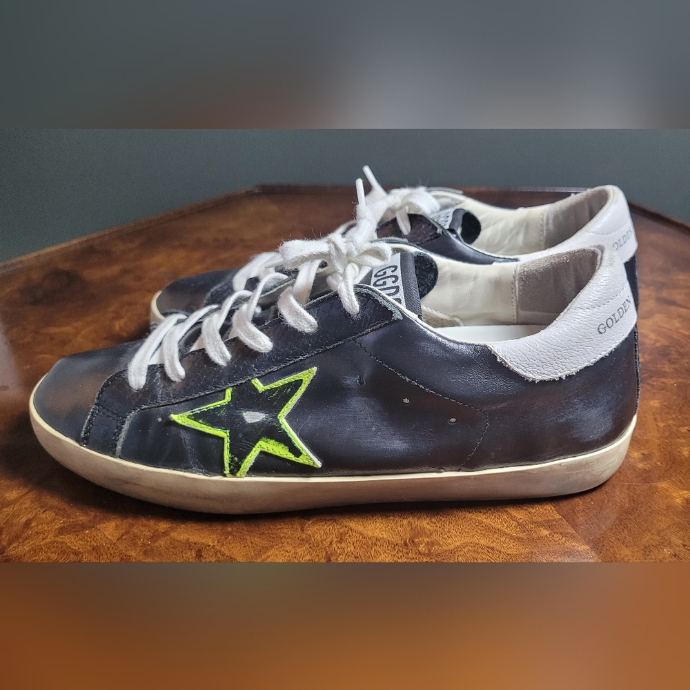 Golden Goose Black Leather Sneaker/ Snakeskin Leather Accents / Neon Edged Star. - Picture 2 of 16